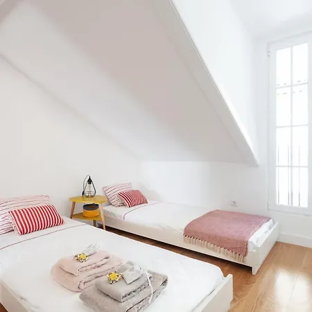 아파트 Alfama Charming With Amazing River View And Terrace 리스본