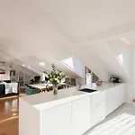 Alfama Charming With Amazing River View And Terrace Apartamento *