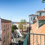 Alfama Charming With Amazing River View And Terrace Apartamento Lisboa