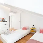 Alfama Charming With Amazing River View And Terrace Apartamento Lisboa